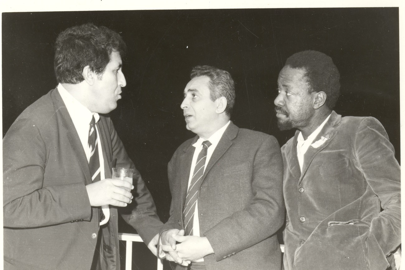 1970 - The JCC, the first cultural bridge between Arab and Sub-Saharan filmmakers: Tahar Cheriaa with the Egyptian Tewfik Saleh and the Ivorian Désiré Ecaré.