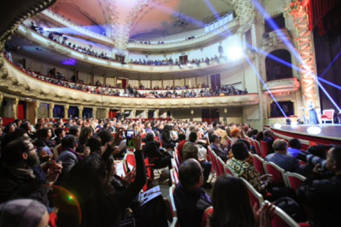 وتصدر بعد ذلك احتفالات أهم المواقع الثقافية ذات الرمزية في العاصمة، مسرح مدينة تونس.